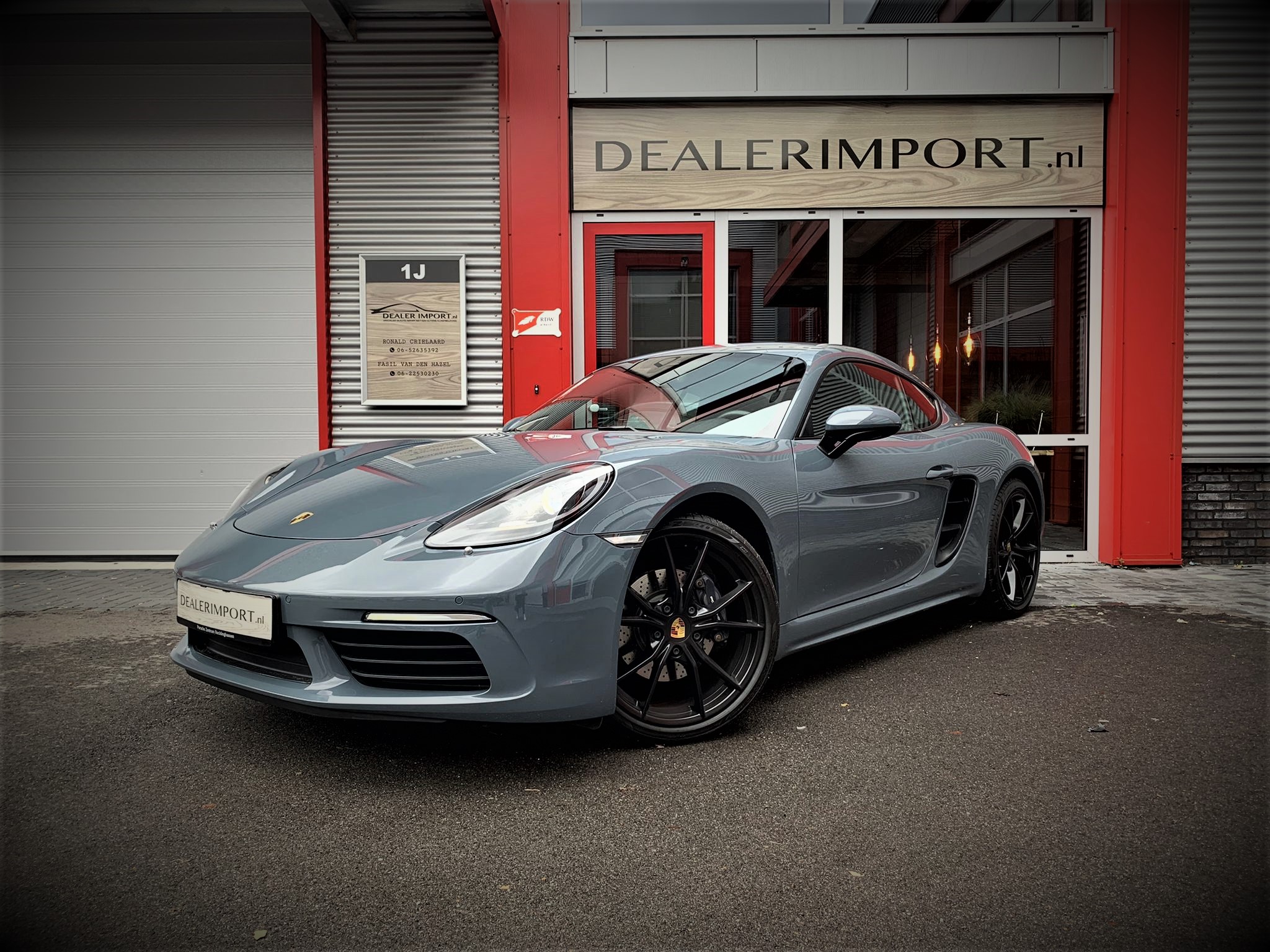Porsche 718 Cayman